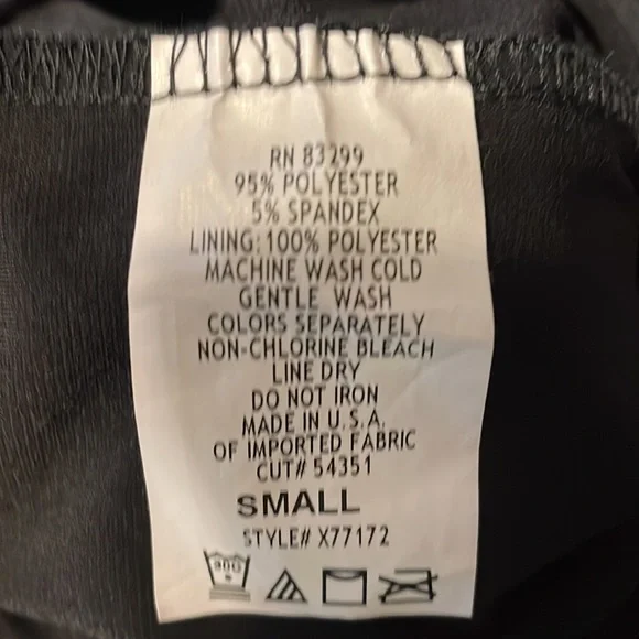 NWOT, Tiana B, sleeveless jumpsuit, so flowy and fun. Size S - Picture 7 of 7